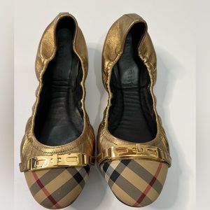 Burberry flats